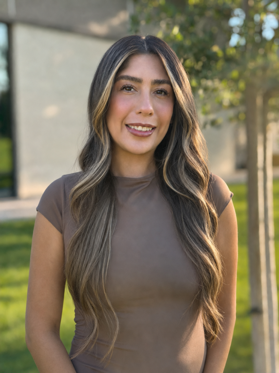 Adriana Sanchez Morales, bilingual English and Spanish therapist in Arcadia