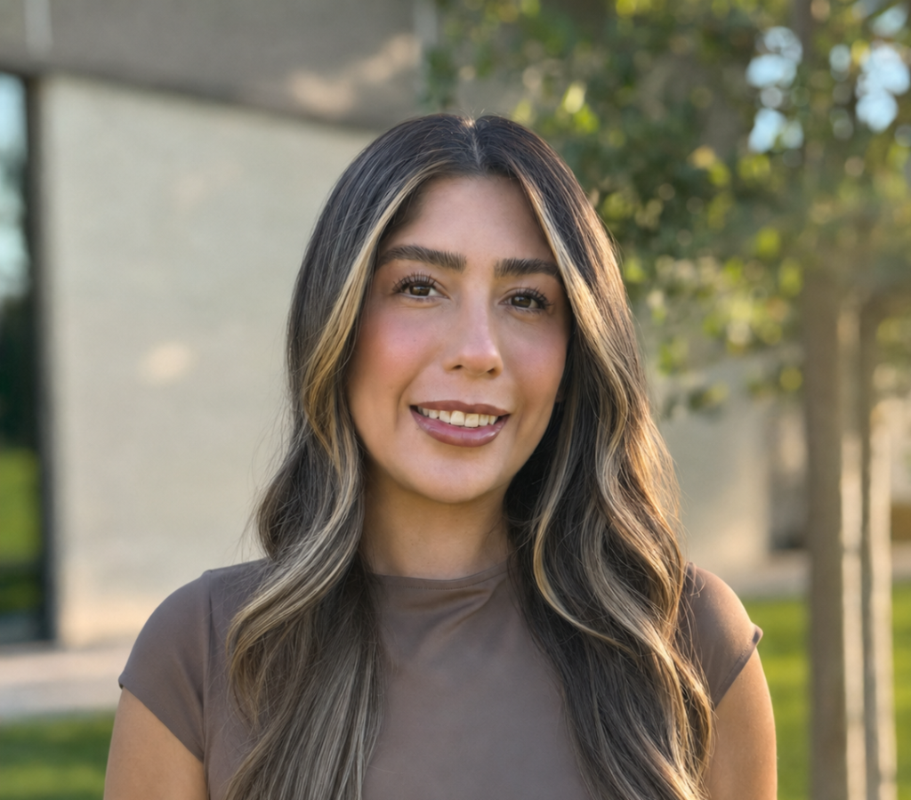Adriana Sanchez Morales, bilingual English and Spanish therapist in Arcadia